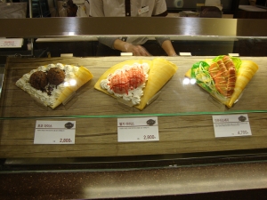Ngo&agrave;i m&oacute;n thịt nướng Đại H&agrave;n, bibimbap l&agrave; một m&oacute;n gọi l&agrave; 'phải nếm thử'. (Zimin Jia)